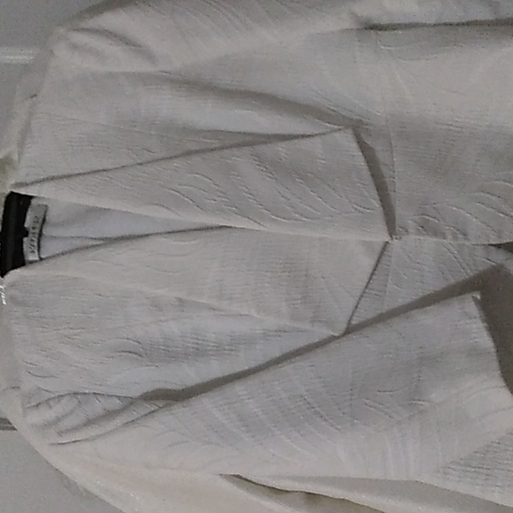 Jacket - Picture 2 of 6